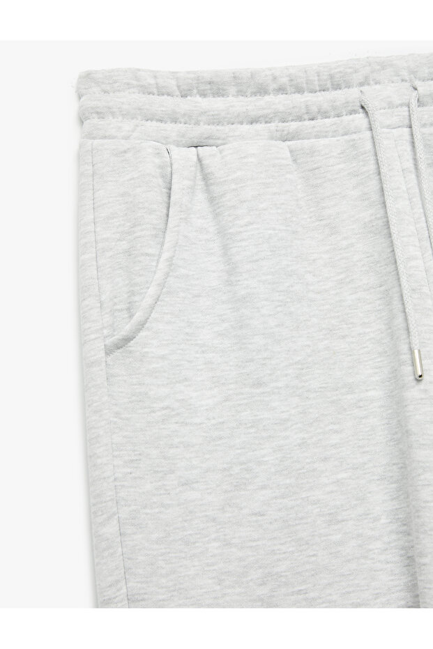 Gestreifte Basic-Jogger-Jogginghose mit elastischem Bund und Taschendetail - 5