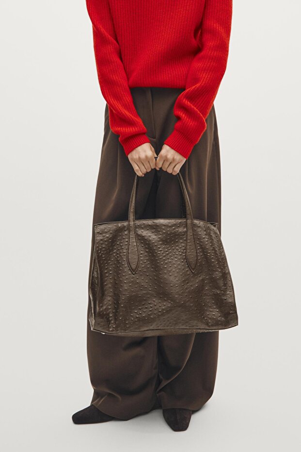 Icon maxi bag in textured leather - 4