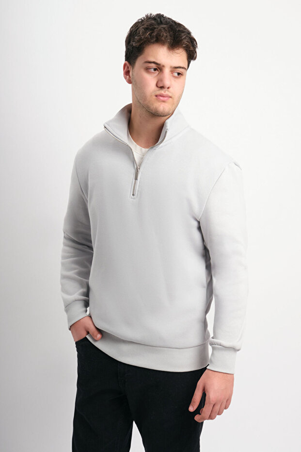 سترة أساسية بياقة قائمة ونصف سحاب بقصة عادية - 2