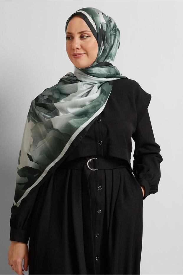شال فوال منقوش بالزهور 8575