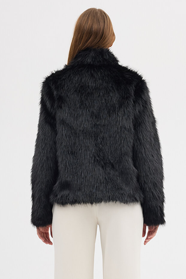 سترة مسطحة فاخرة مزودة بسحاب من الفرو - 7