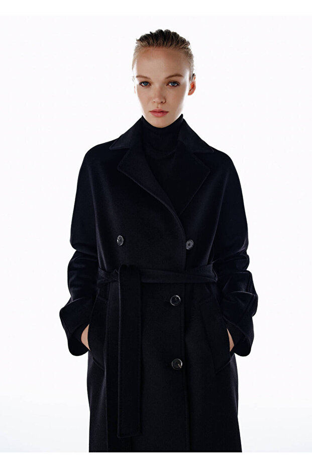 معطف صوف عادي باللون الأسود - 2