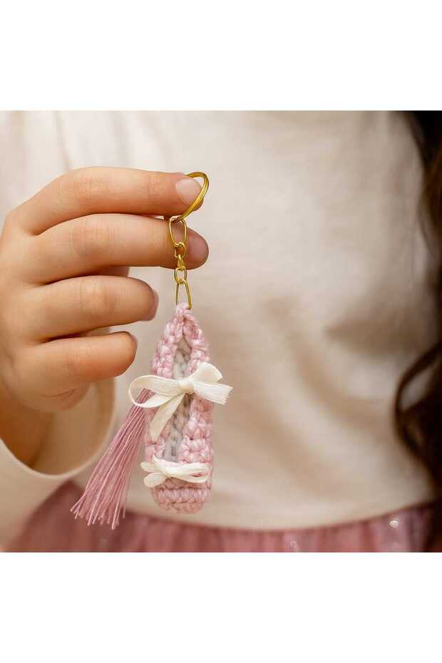 Petit Pointe Ballet Keychain