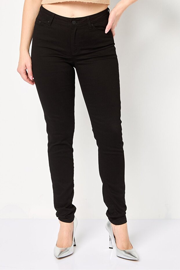 Women Skinny Fit Solid Stretchable Jeans, Black