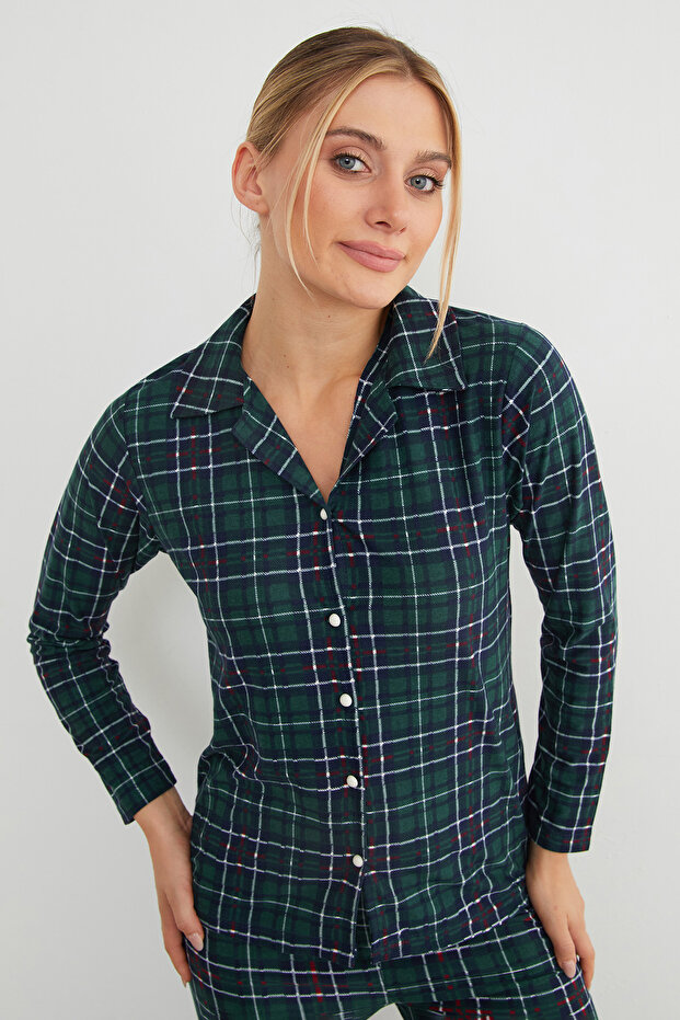 طقم بيجامة من جلد الغزال المنقوش - 2