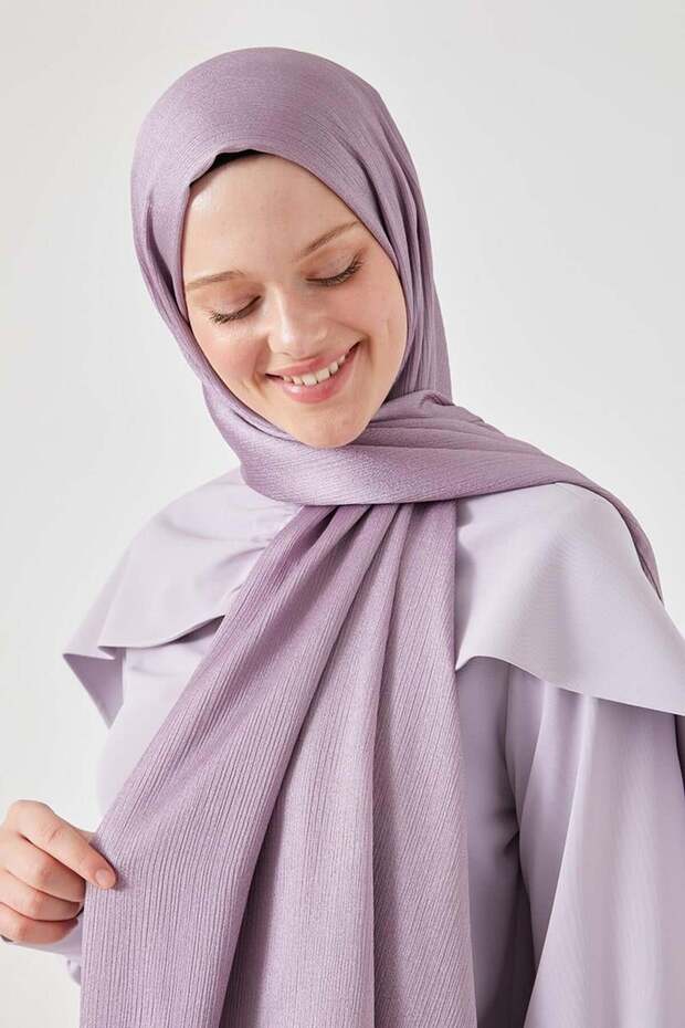 Lila Crystal Shawl