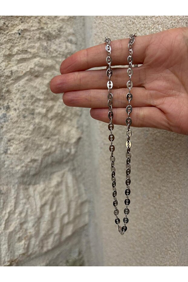 قلادة فضية بتصميم زر بحري من شوبينغ