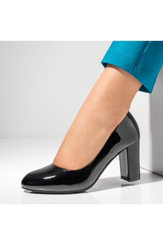 Pantofi cu toc gros MOD02836 - 2