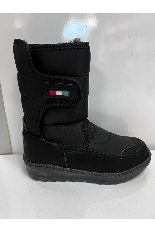 ÇOCUK KAR BOTU