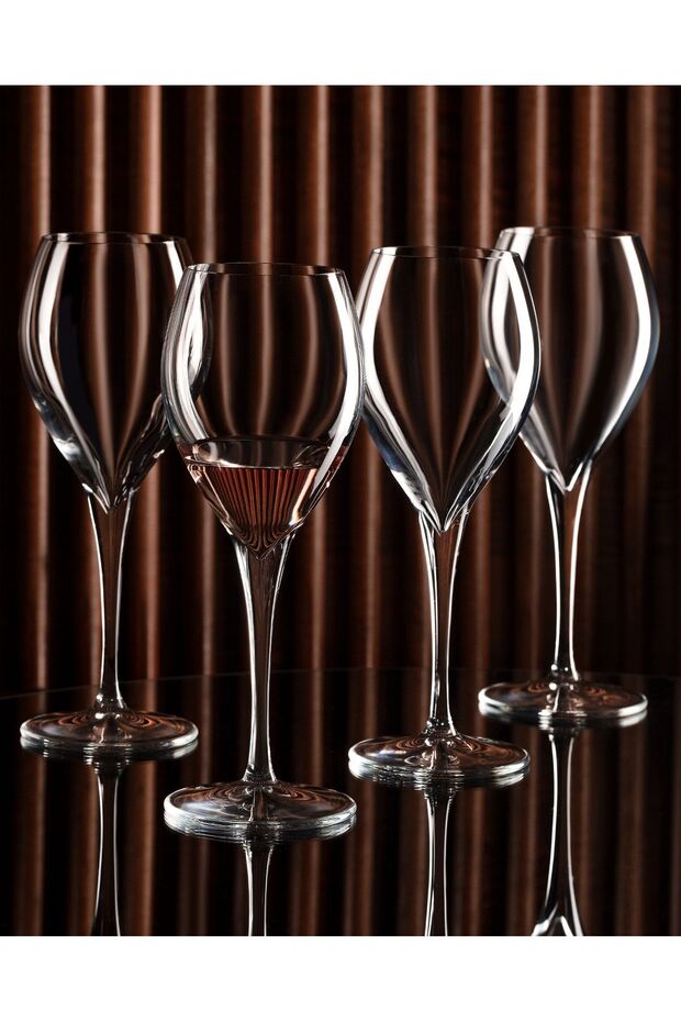 طقم كؤوس النبيذ الأحمر مكون من 4 قطع من فولانتي