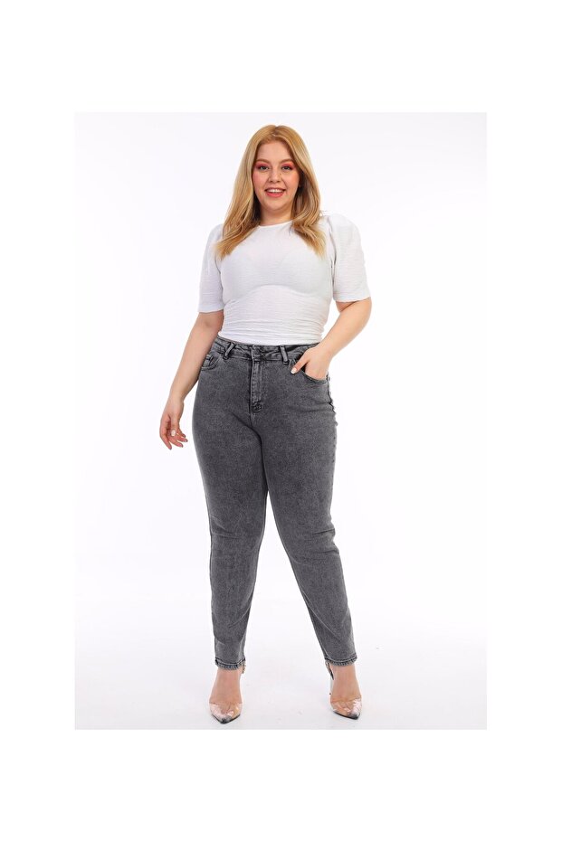 Plus Size Smoked Snow Wash Mom Jeans