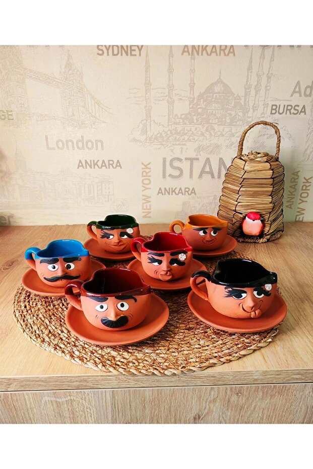Handmade Coffee Cup Set with Emoji Expressions (Heart Model)