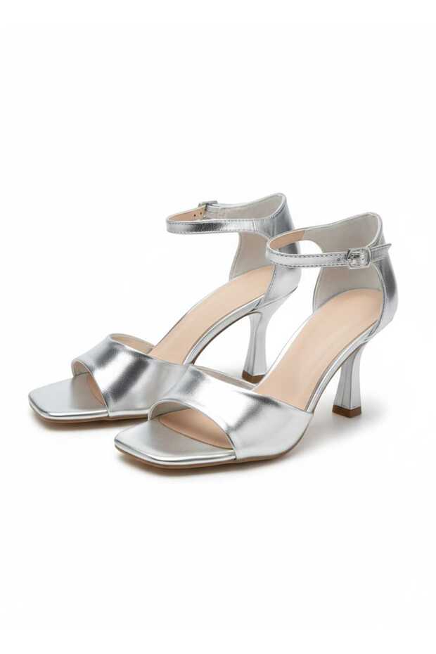 Moda 16Hv Sandals Gold Heels 8 Centimeters Quality