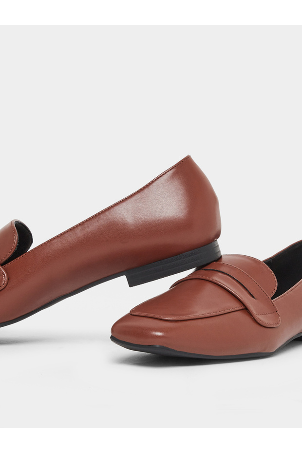 حذاء لوفر ليفيسا ذو مقدمة مربعة - 4