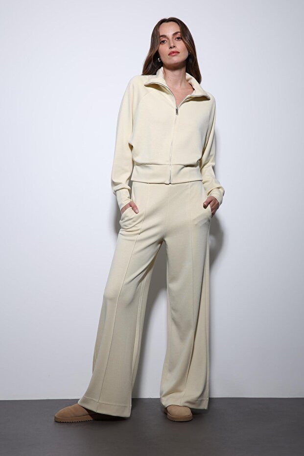 Yellow Zippered Women's Tracksuit Set