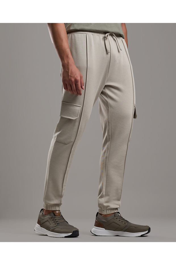 بنطال رياضي سادة مع خصر برباط - 3