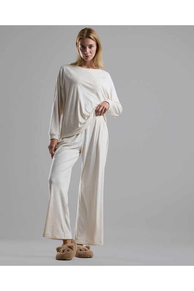 طقم بيجامة بأكمام طويلة بتصميم ذاتي - 1