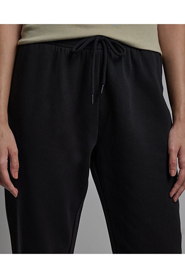 بنطال رياضي سادة مع خصر برباط - 5