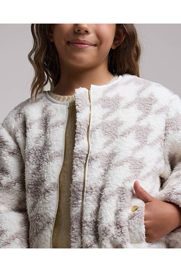 Patterned Jacket with Button Closure - 5