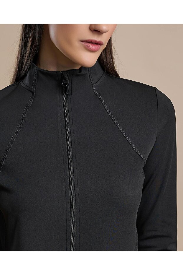 Solid Active Jacket with Zipper Closure - 5