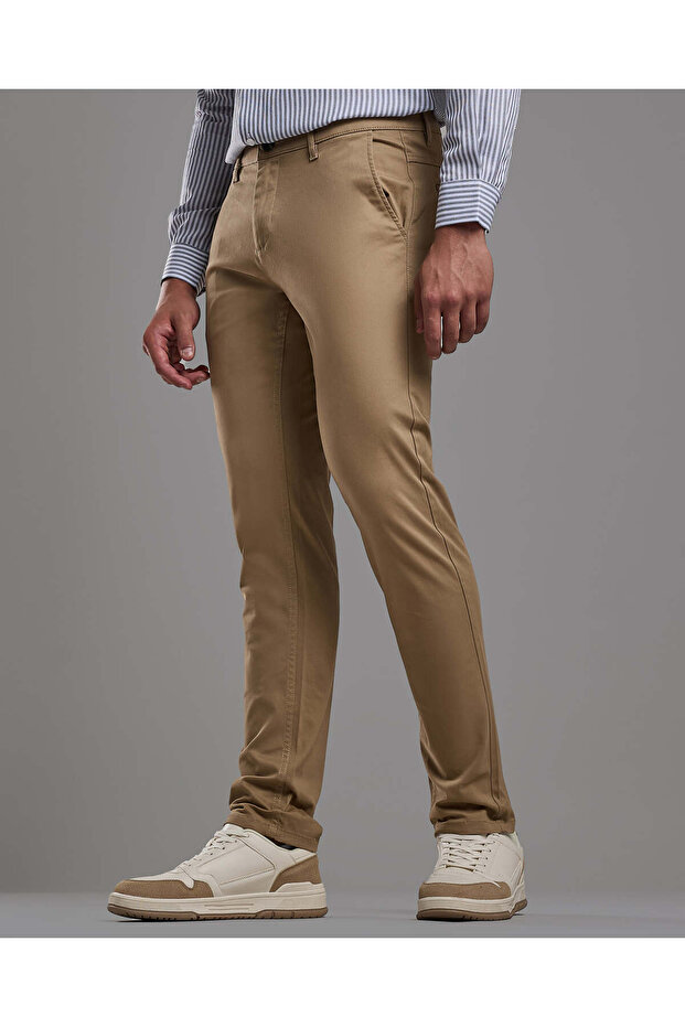 بنطال ضيق سادة مع زر للإغلاق - 3