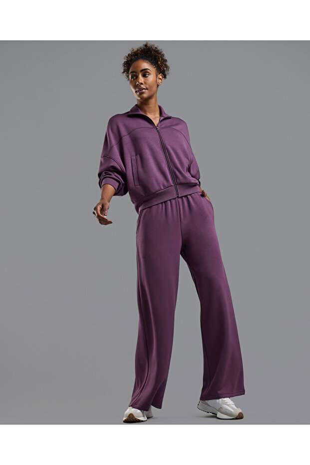 Solid Active Jacket with Zipper Closure - 3