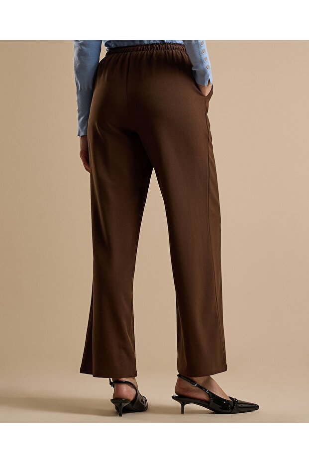 بنطلون واسع سادة مع خصر برباط - 4