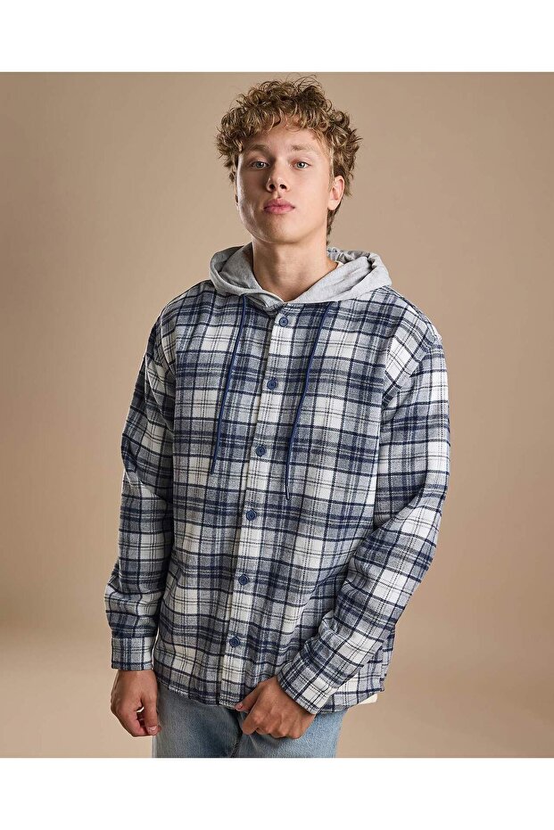 Plaid Hooded Shirt with Long Sleeves