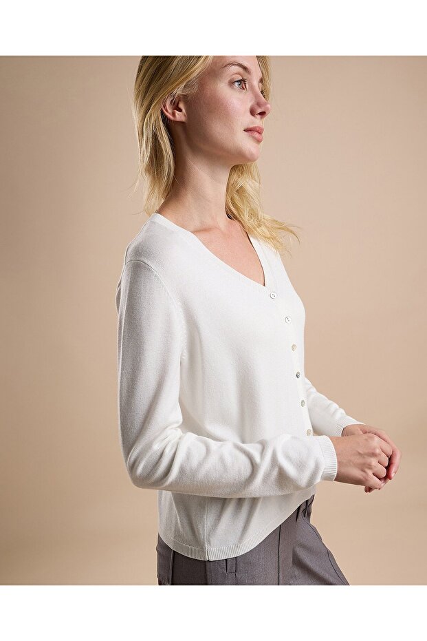 كارديجان سادة برقبة على شكل حرف V وأزرار للإغلاق - 3
