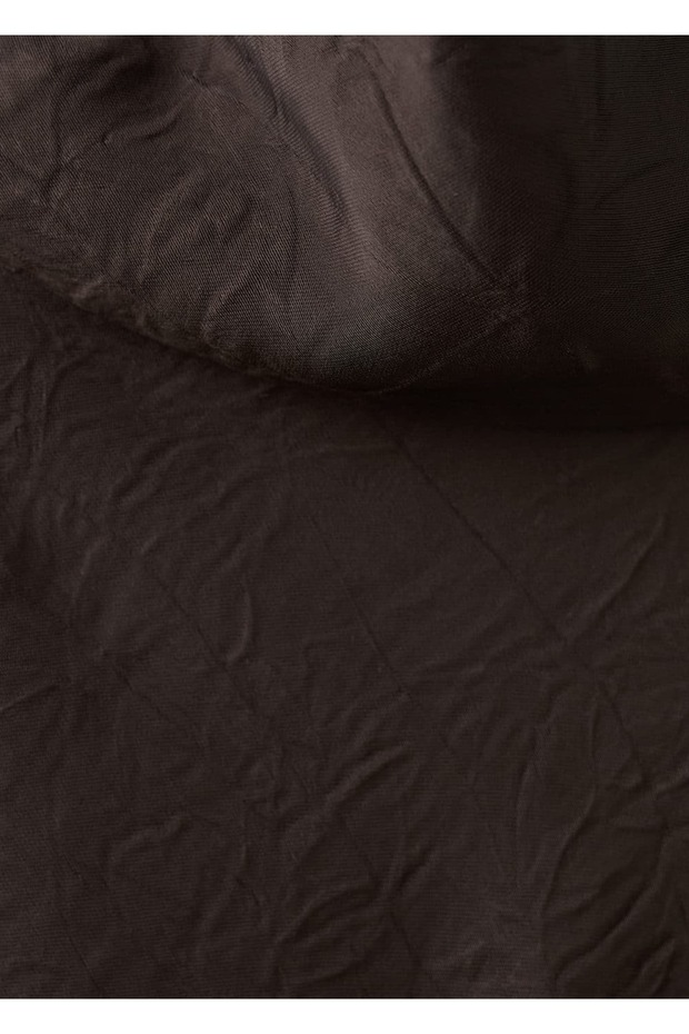 Kırışık görünümlü saten elbise - 7