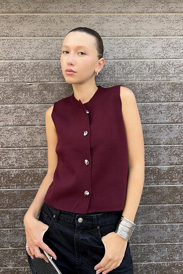 Women's Crew Neck Silver Button Accessory Knitwear Vest Claret Red 26W3035