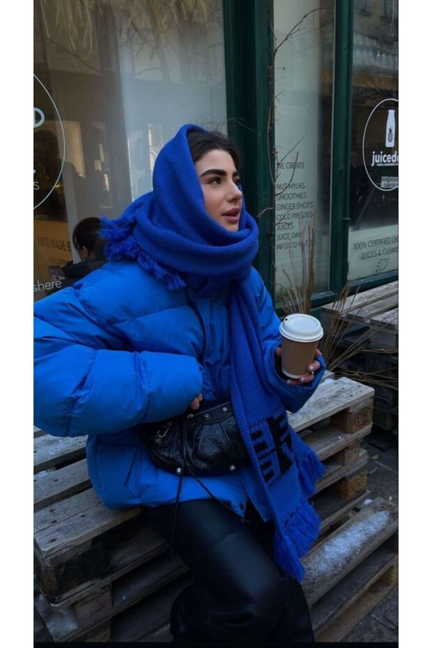 وشاح كتف ناعم الملمس مع شراشيب يحافظ على الدفء