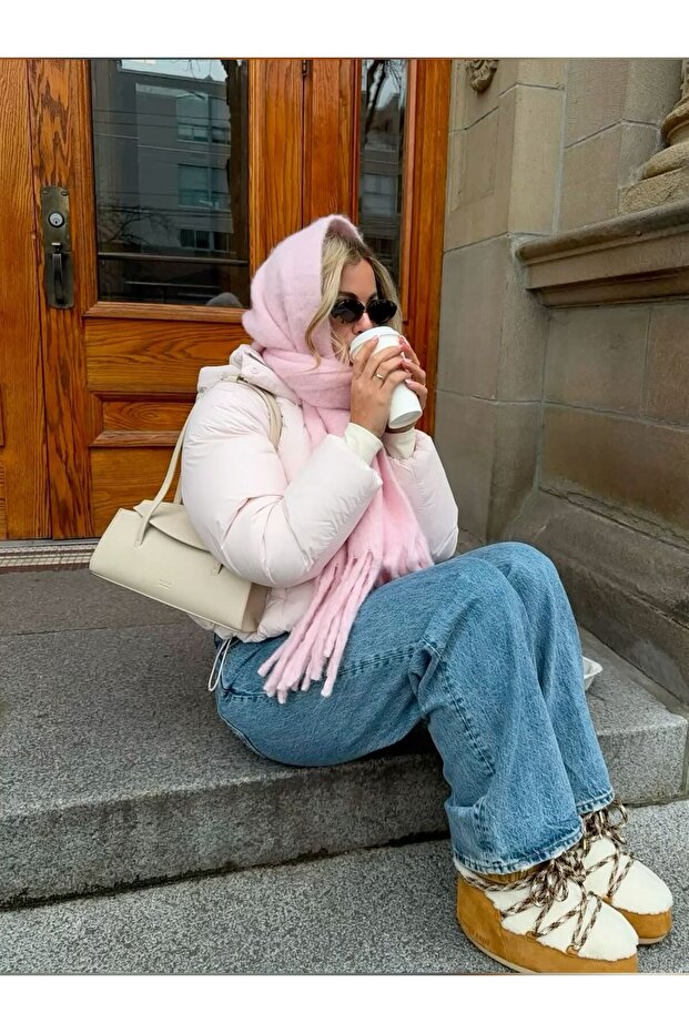 وشاح كتف ناعم الملمس مع شراشيب يحافظ على الدفء