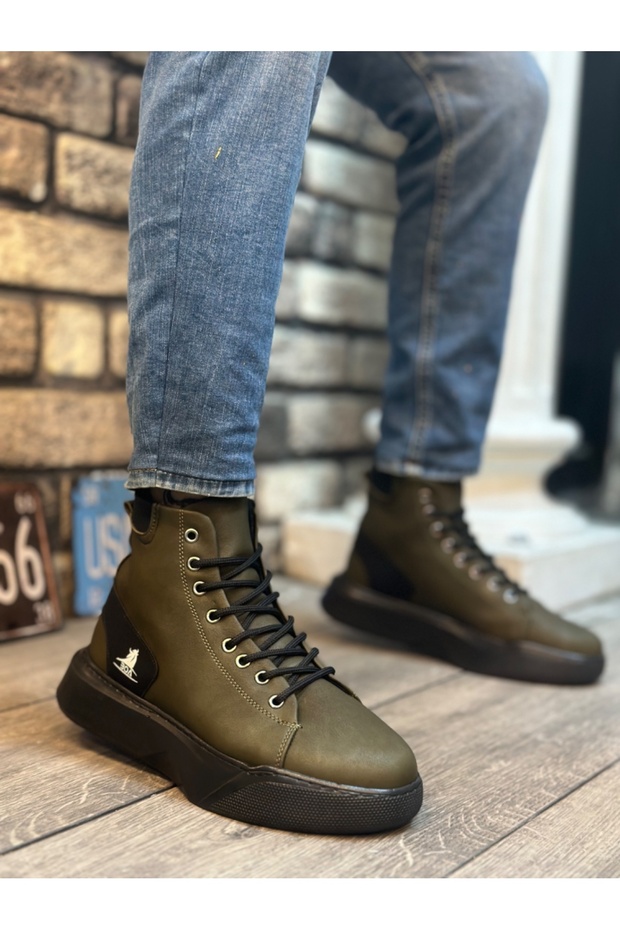 BA0155 حذاء رياضي كاكي عالي النعل للرجال برباط