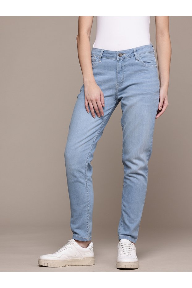 Women Mid Rise Slim Fit Low Fade Jeans