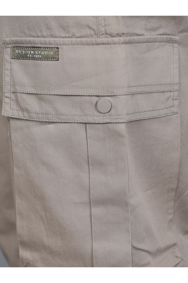 بنطلون كارغو رجالي سادة برباط - 6