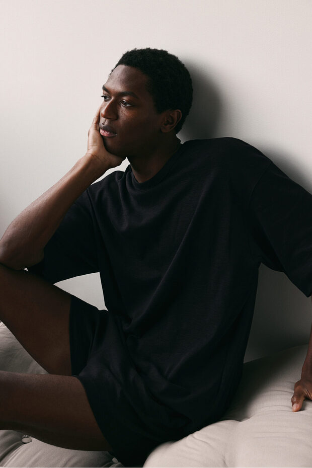 Tişört ve Şortlu Pijama Takımı - 3