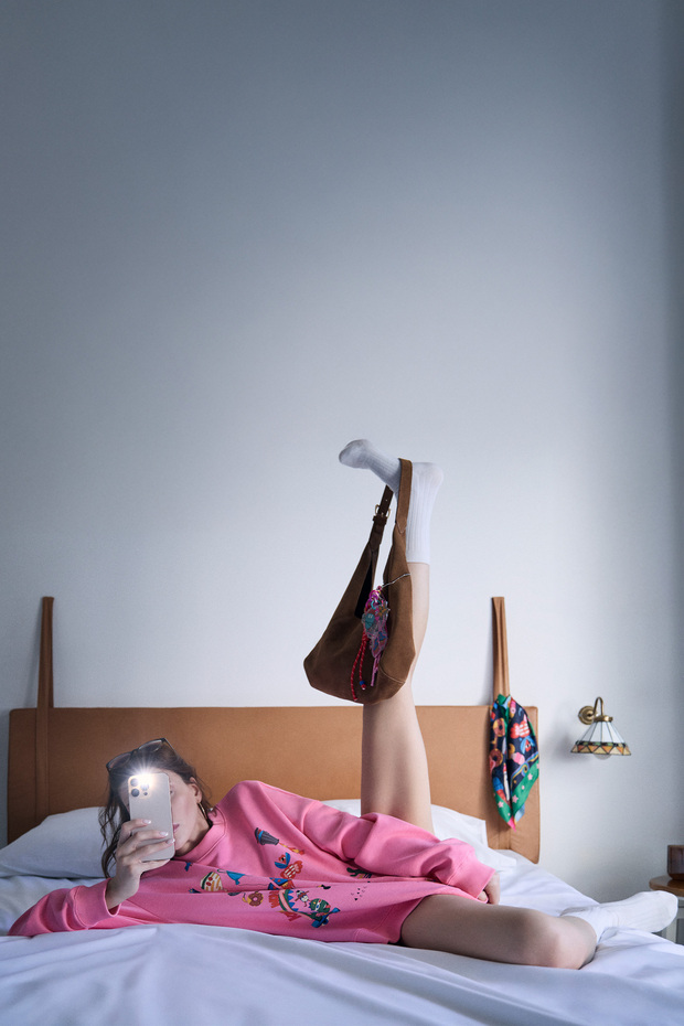 BASKILI BİSİKLET YAKA SWEATSHIRT - 1