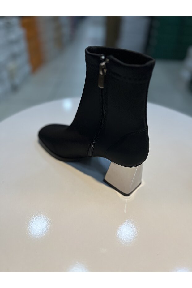 Serrace Dalgıç Kumaş Topuklu Şık Kadın Bot - 4