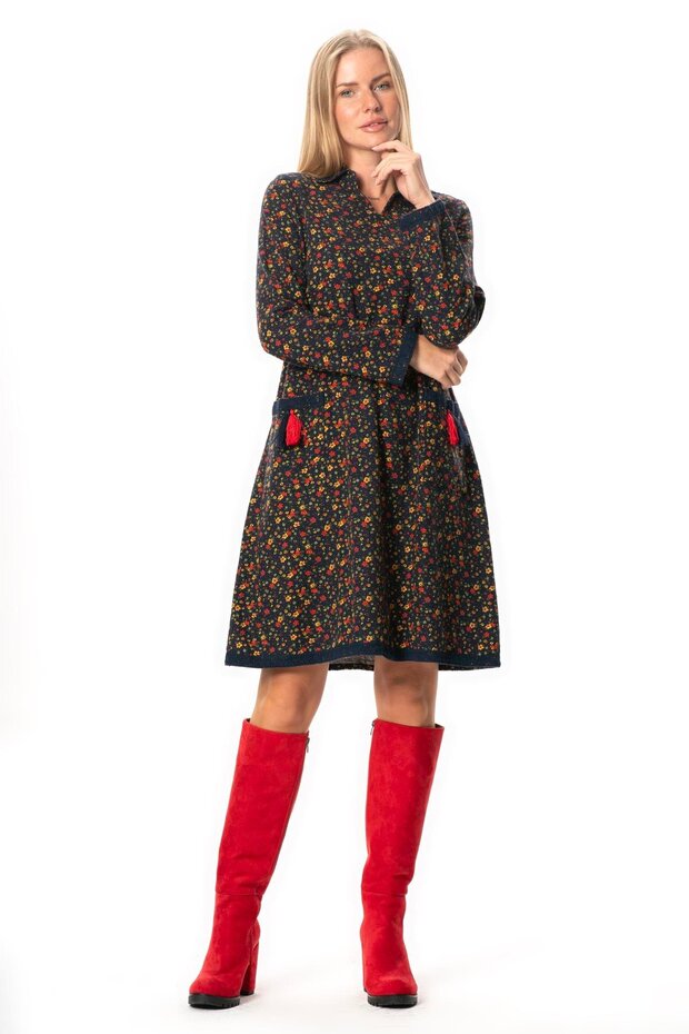 Long Sleeve Zuhal Flannel Midi Length Autumn and Winter Dress Daisy Pattern Navy Blue Lcvt