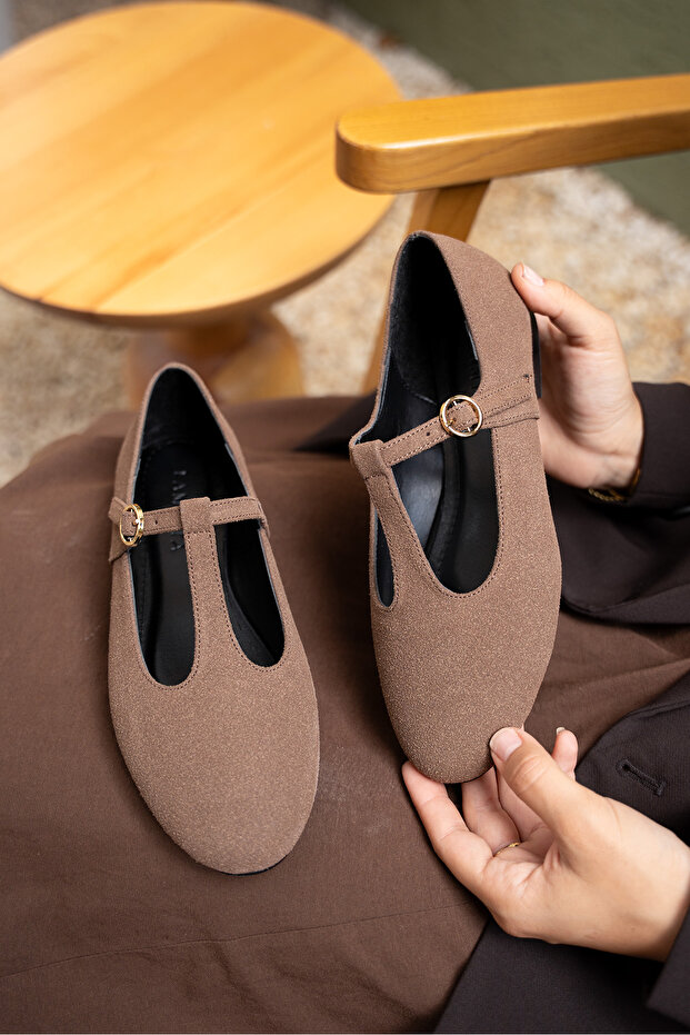 Judi Bitter Brown Suede Stripe Detailed Women's Ballerinas