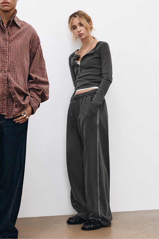 Oversize yıkanmış eşofman altı - 1