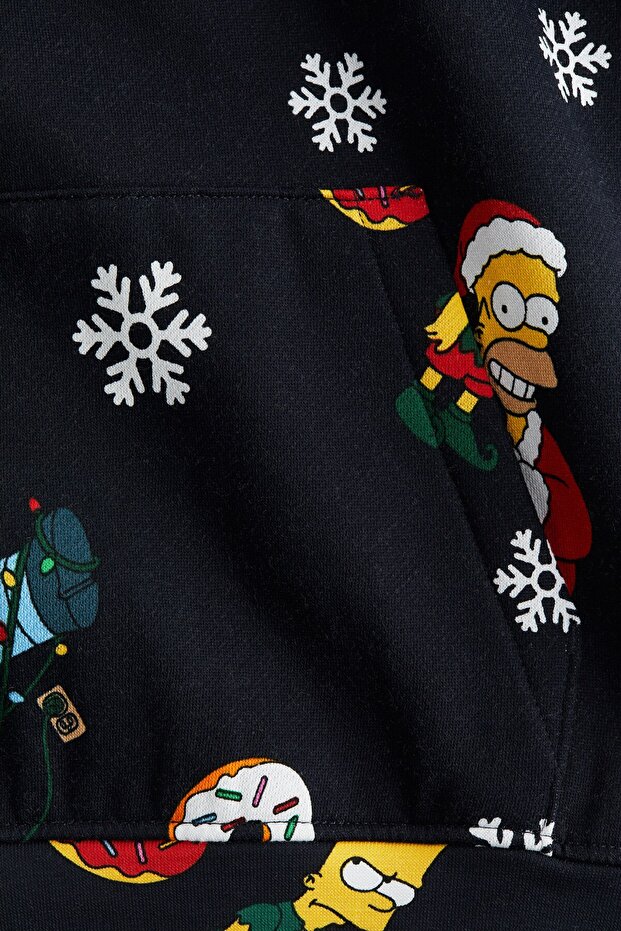 Kapüşonlu ve Baskılı Üst - 2