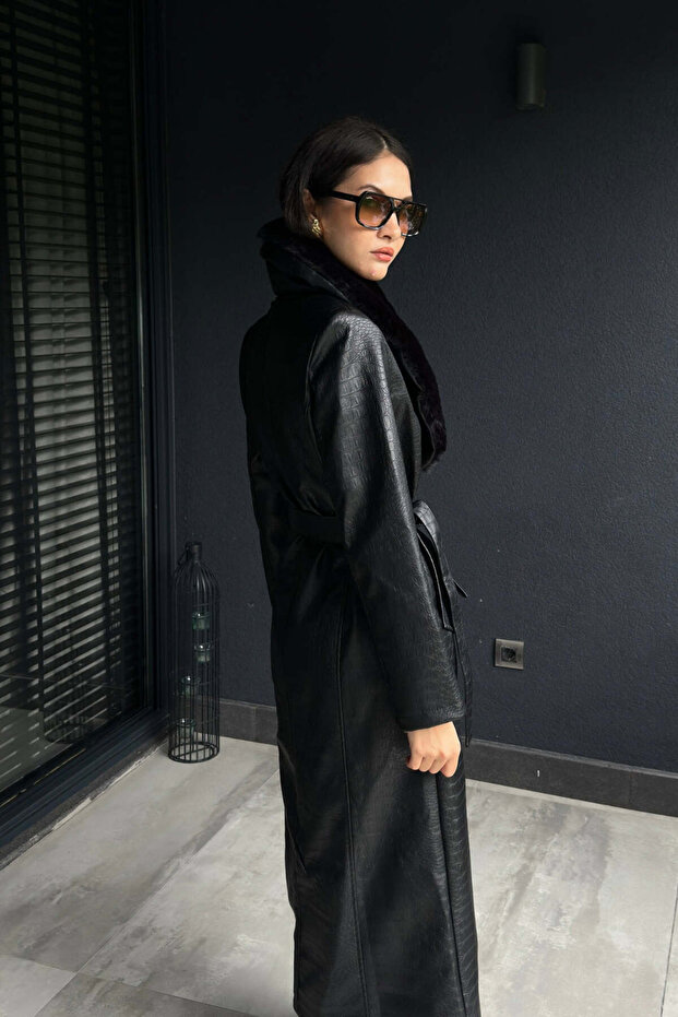 Siyah Yakası Kürklü Pardüse - 2