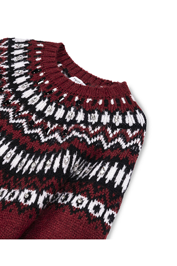 İŞLEMELİ JAKARLI KAZAK - 4