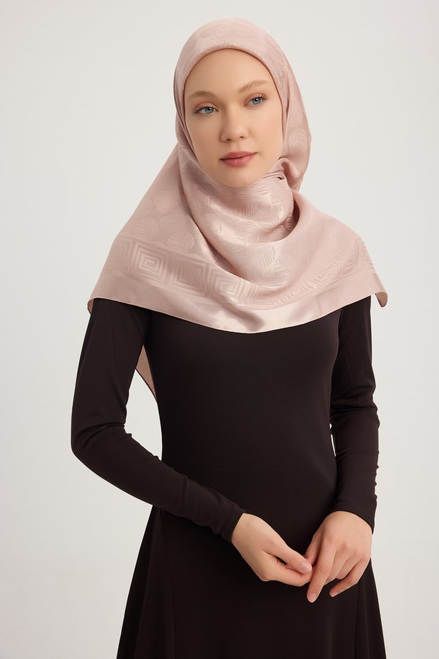 A1111 Jacquard Shiny Satin Scarf 110X110Cm - Salmon