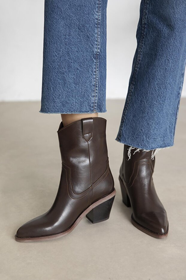 Maven Kadın Kırışık Deri Topuklu Bot Kahve - 1