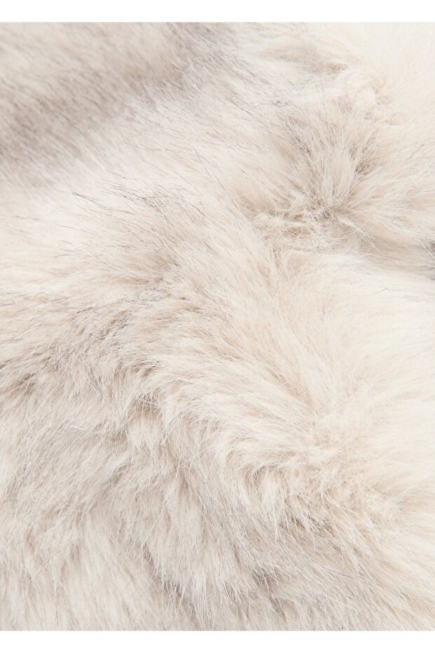 Kürk görünümlü şapka - 3