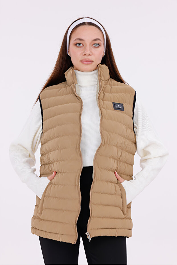 سترة نسائية منفوخة من قماش المينك نوفا