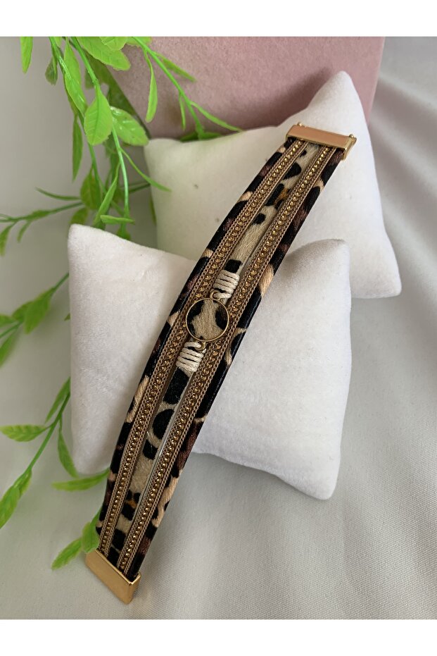 سوار بتصميم مغناطيسي بنقشة الفهد - 1